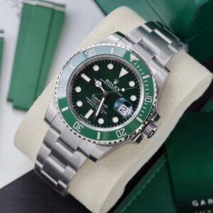 Alternative view of Rolex Submariner 116610LV Hulk 904L Steel Green Dial 40mm Oyster Super Clone
