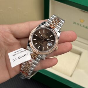 Alternative view of Rolex Datejust 126331 SS/RG Plated Chocolate Dial 41mm Jub Super Clone