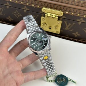 Alternative view of Rolex Sky-Dweller 336934 316L Steel Green Dial 42mm Jub AAA Replica