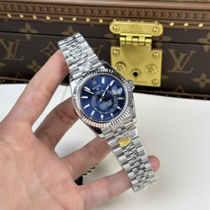 Alternative view of Rolex Sky-Dweller 326934 316L Steel Blue Dial 42mm Jub AAA Replica