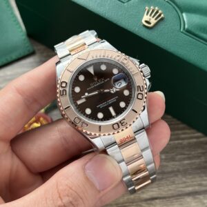 Alternative view of Rolex Yacht-Master 126621 SS/RG Plated Chocolate Dial 40mm Oyster EWF Replica