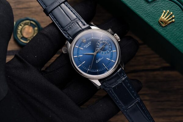 Alternative view of Rolex Cellini 50519 316L Steel Blue Dial 39mm Leather AAA Replica