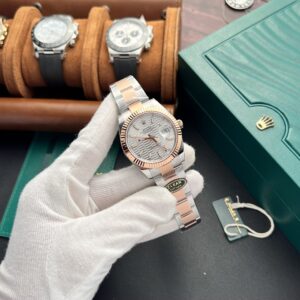 Alternative view of Rolex Datejust 126331 SS/RG Plated Silver Dial 41mm Oyster Super Clone