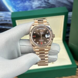 Rolex Day-Date RG Plated Chocolate Dial CZ Diamonds 40mm EWF Replica