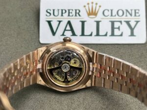 Rolex Land-Dweller 127235 Rose Gold White Honeycomb-Motif Dial 36mm Super Clone - Super Clone Valley - detail view 3