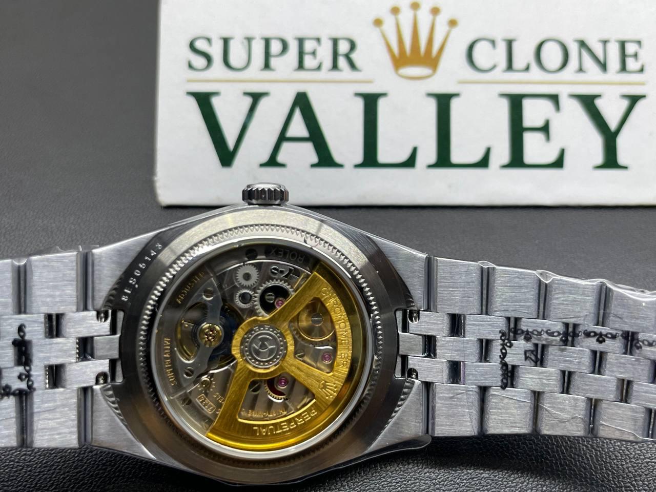 Rolex Land-Dweller 127334 White Honeycomb-Motif Dial 40mm Replica - Super Clone Valley detail view 3